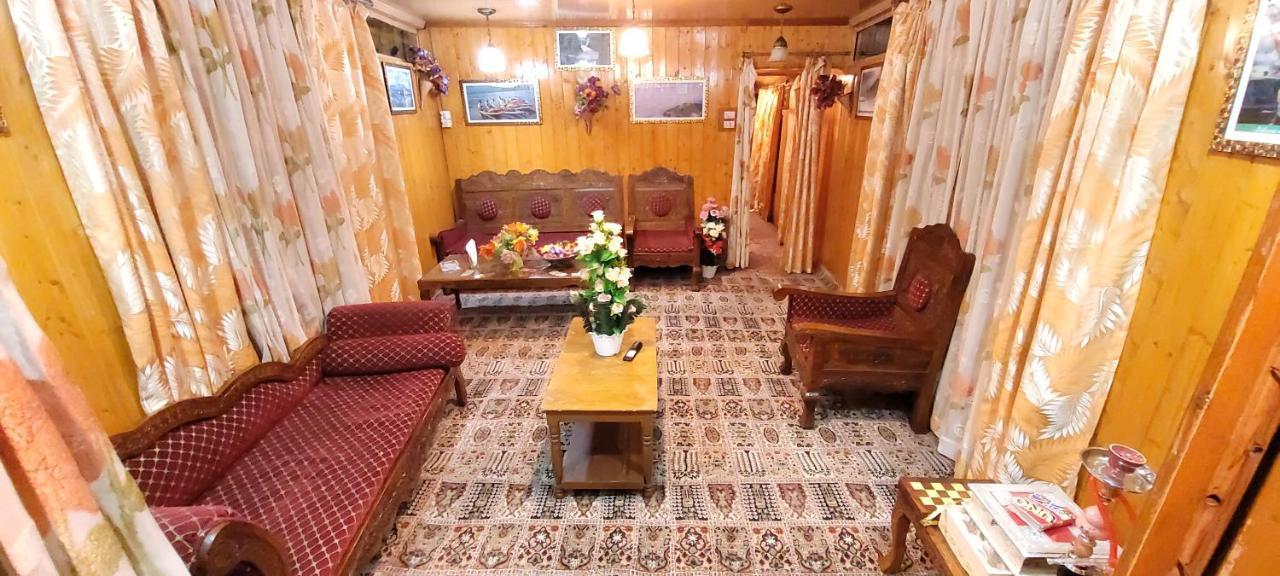 Tashkand Houseboat Srīnagar Zewnętrze zdjęcie